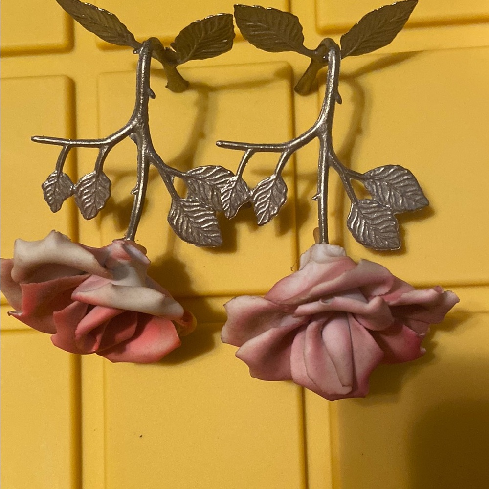 Pink Rose with metal stems